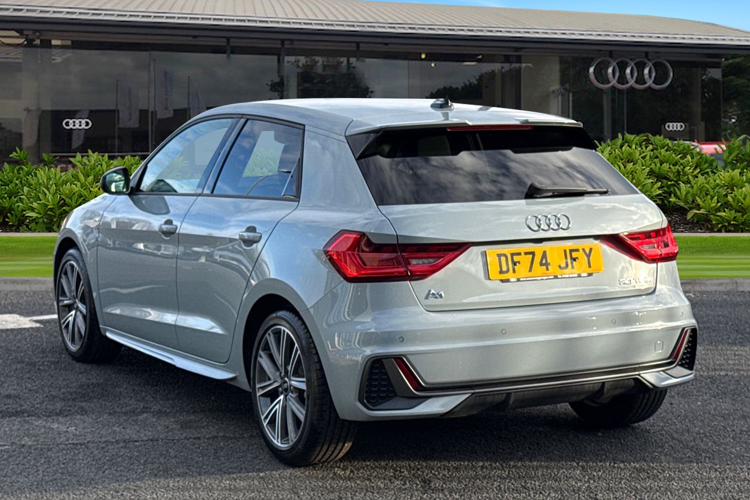 Used Audi A1 2025 for sale - 77368554: Photo 2