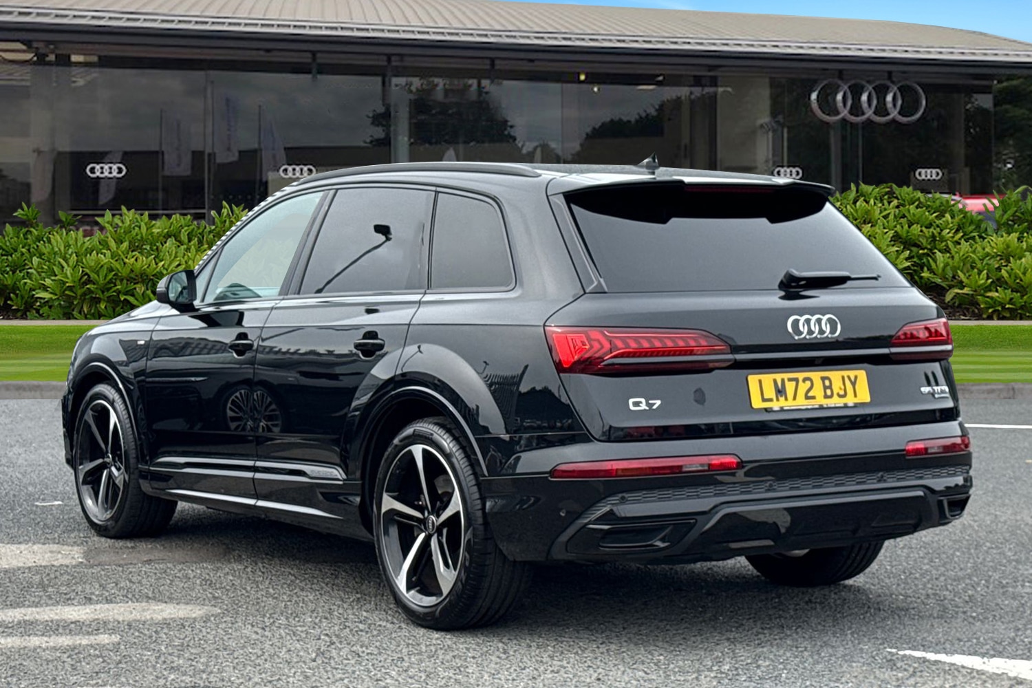 Used Audi Q7 2022 for sale - 76113750: Photo 2