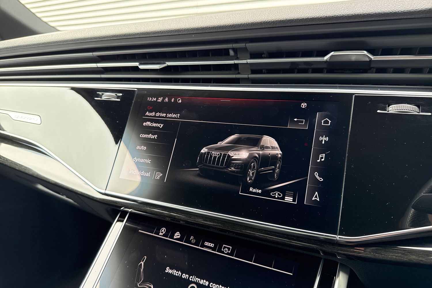 Used Audi Q7 2022 for sale - 76113750: Photo 55