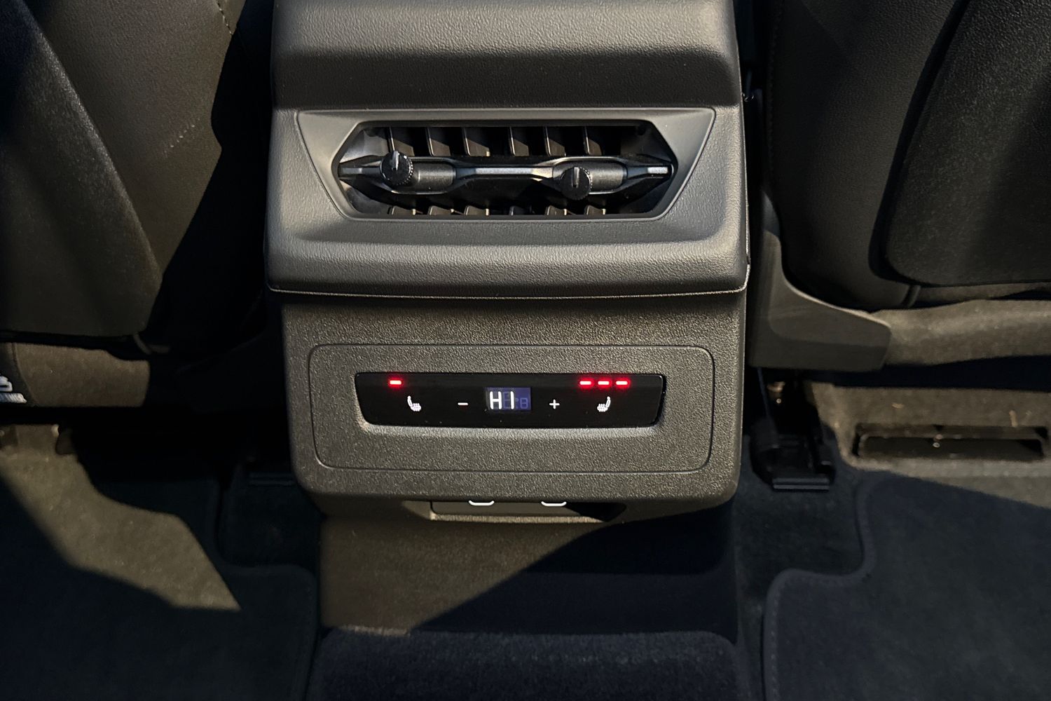 Used Audi Q6 e-tron 2025 for sale - 77368627: Photo 42