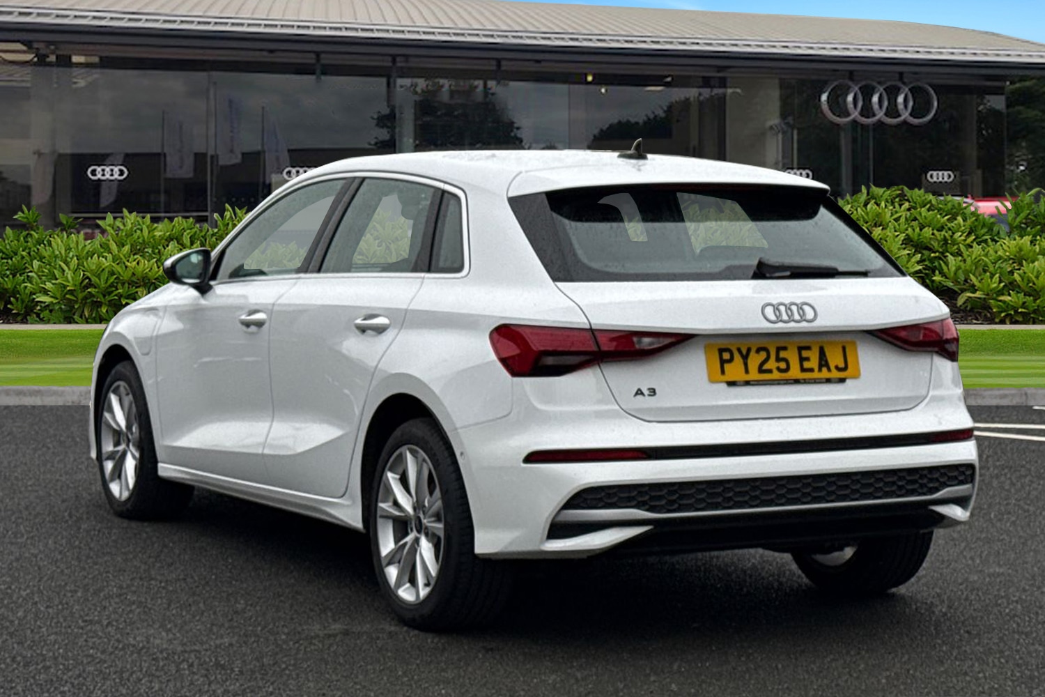 Used Audi A3 2025 for sale - 76250652: Photo 2