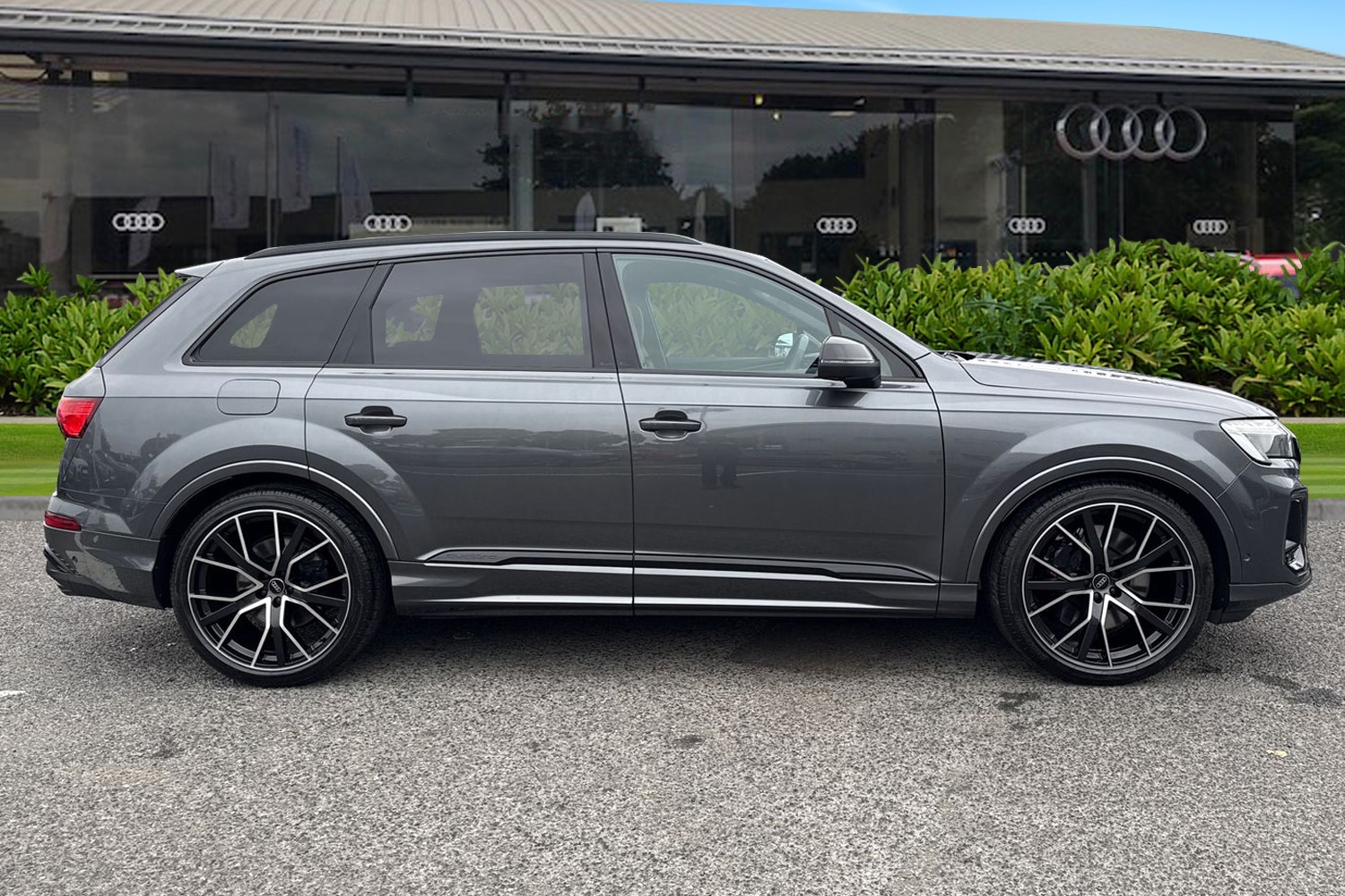 Used Audi Q7 2025 for sale - 77368406: Photo 3