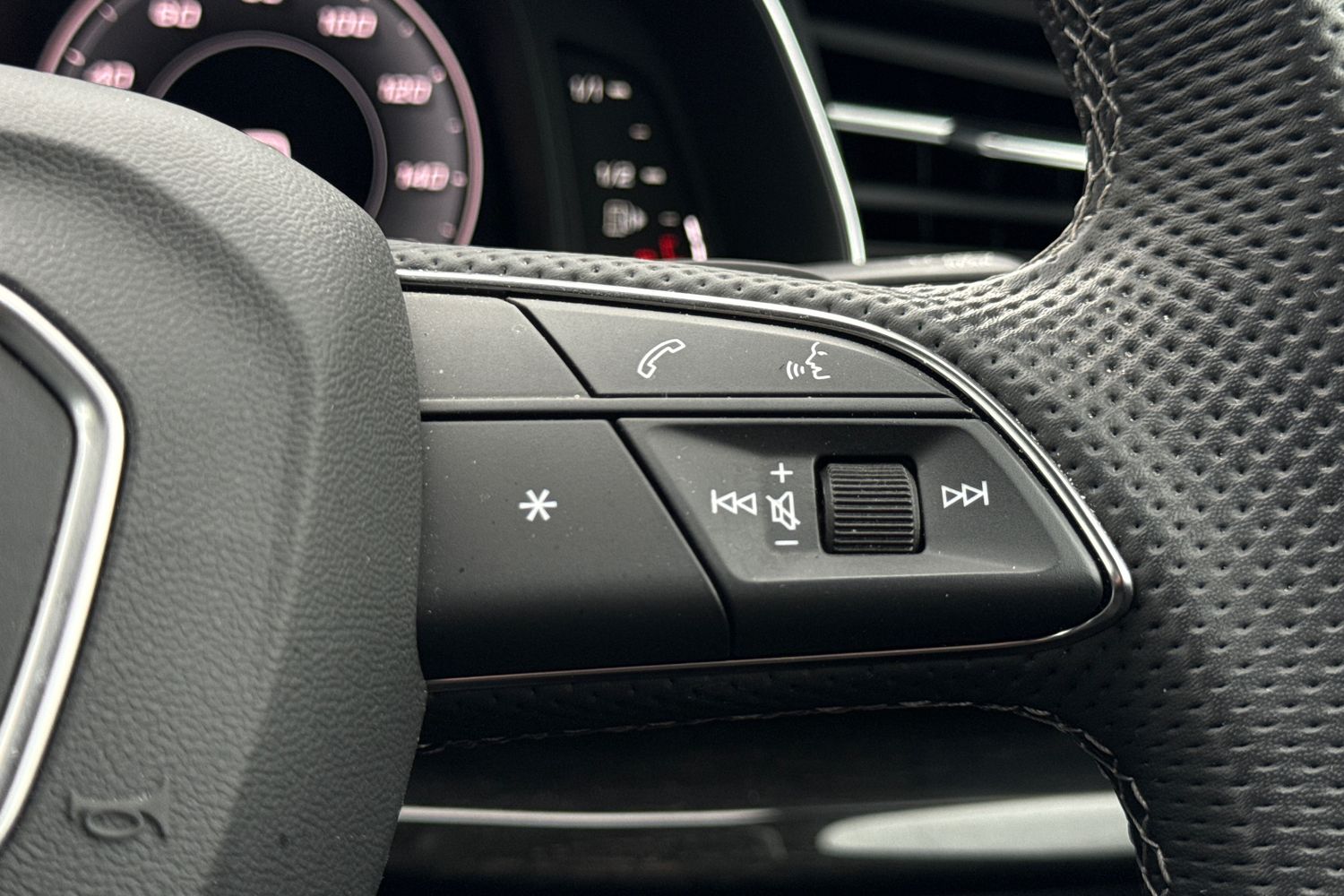 Used Audi Q7 2025 for sale - 77368406: Photo 44