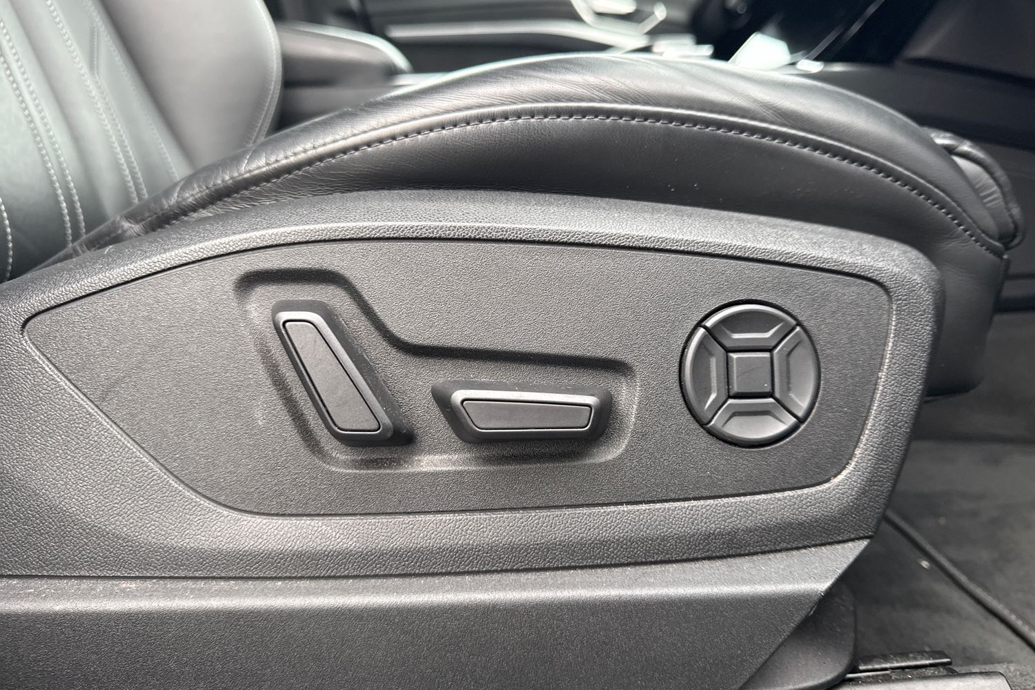 Used Audi e-tron 2022 for sale - 77368408: Photo 45