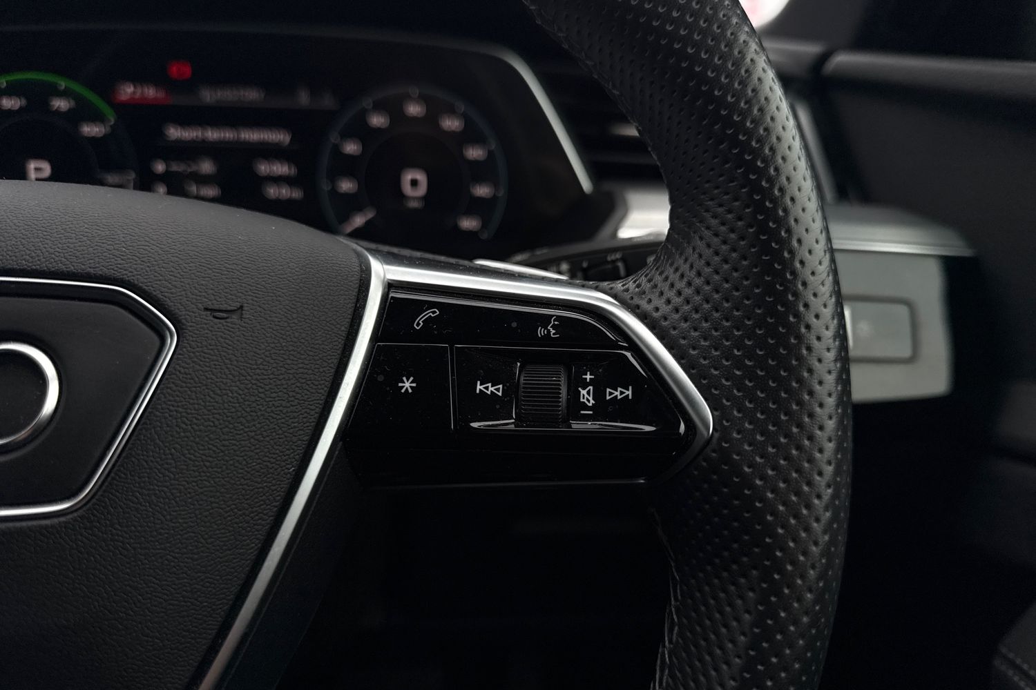 Used Audi e-tron 2022 for sale - 77368408: Photo 52