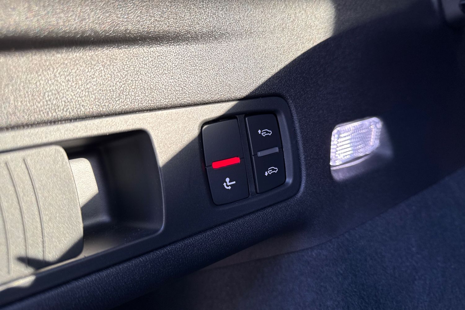 Used Audi Q6 e-tron 2025 for sale - 77368613: Photo 37