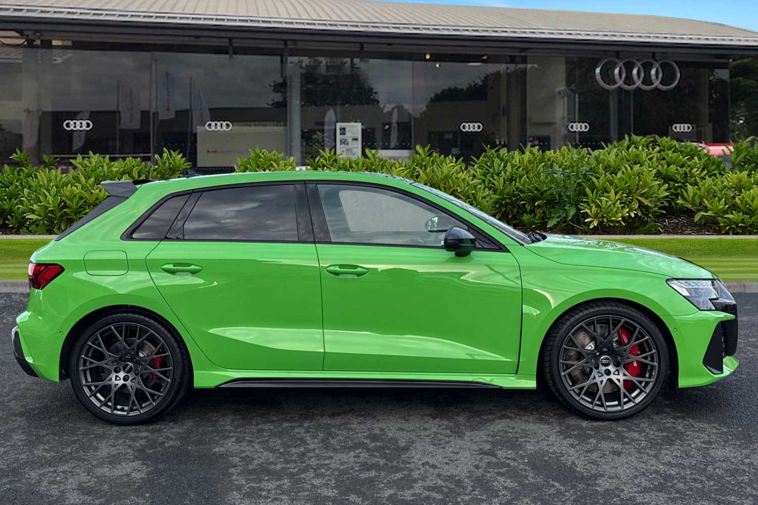 Used Audi RS3 2026 for sale - 77382936: Photo 3