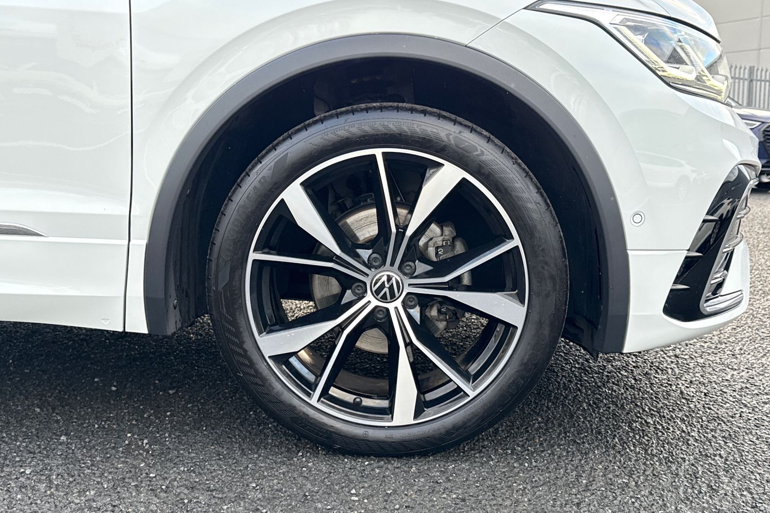 Used Volkswagen Tiguan 2023 for sale - 77368439: Photo 10