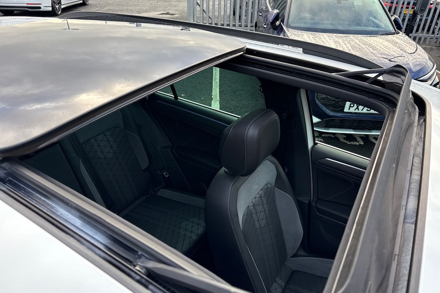 Used Volkswagen Tiguan 2023 for sale - 77368439: Photo 55