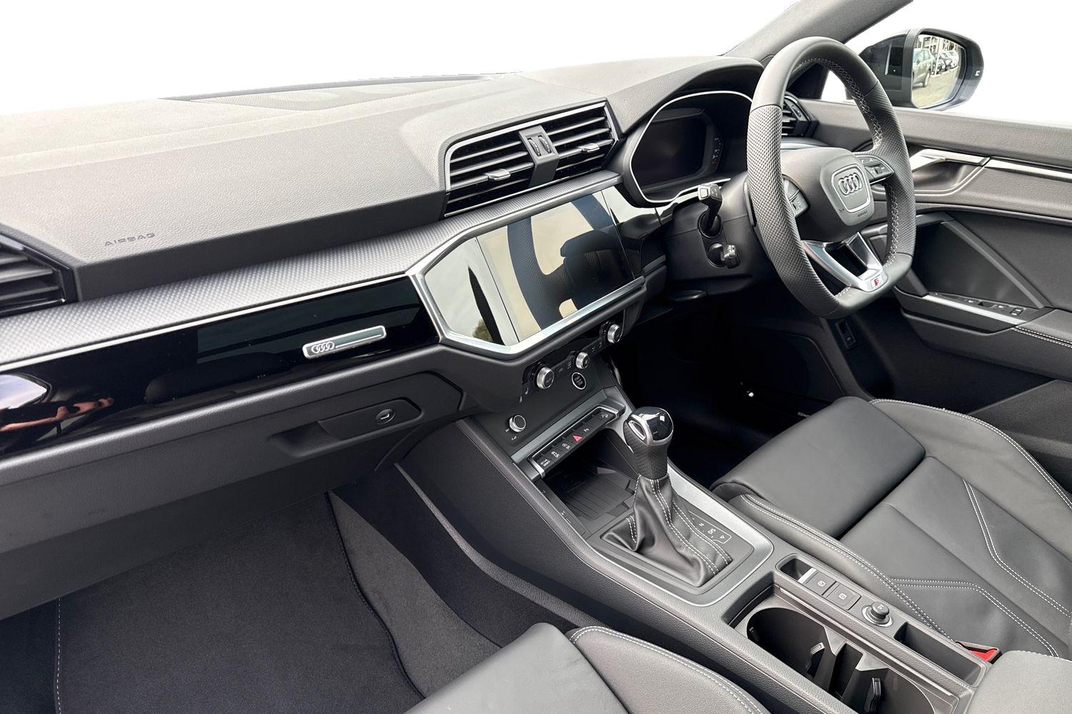 Used Audi Q3 2025 for sale - 76654375: Photo 14