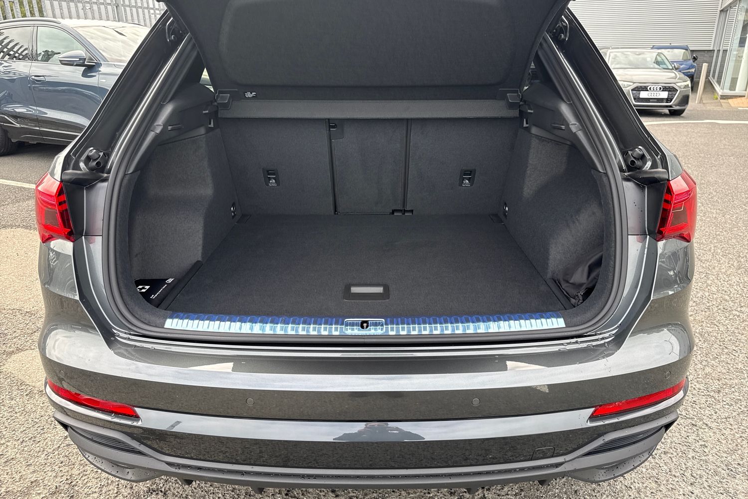 Used Audi Q3 2025 for sale - 76654375: Photo 6