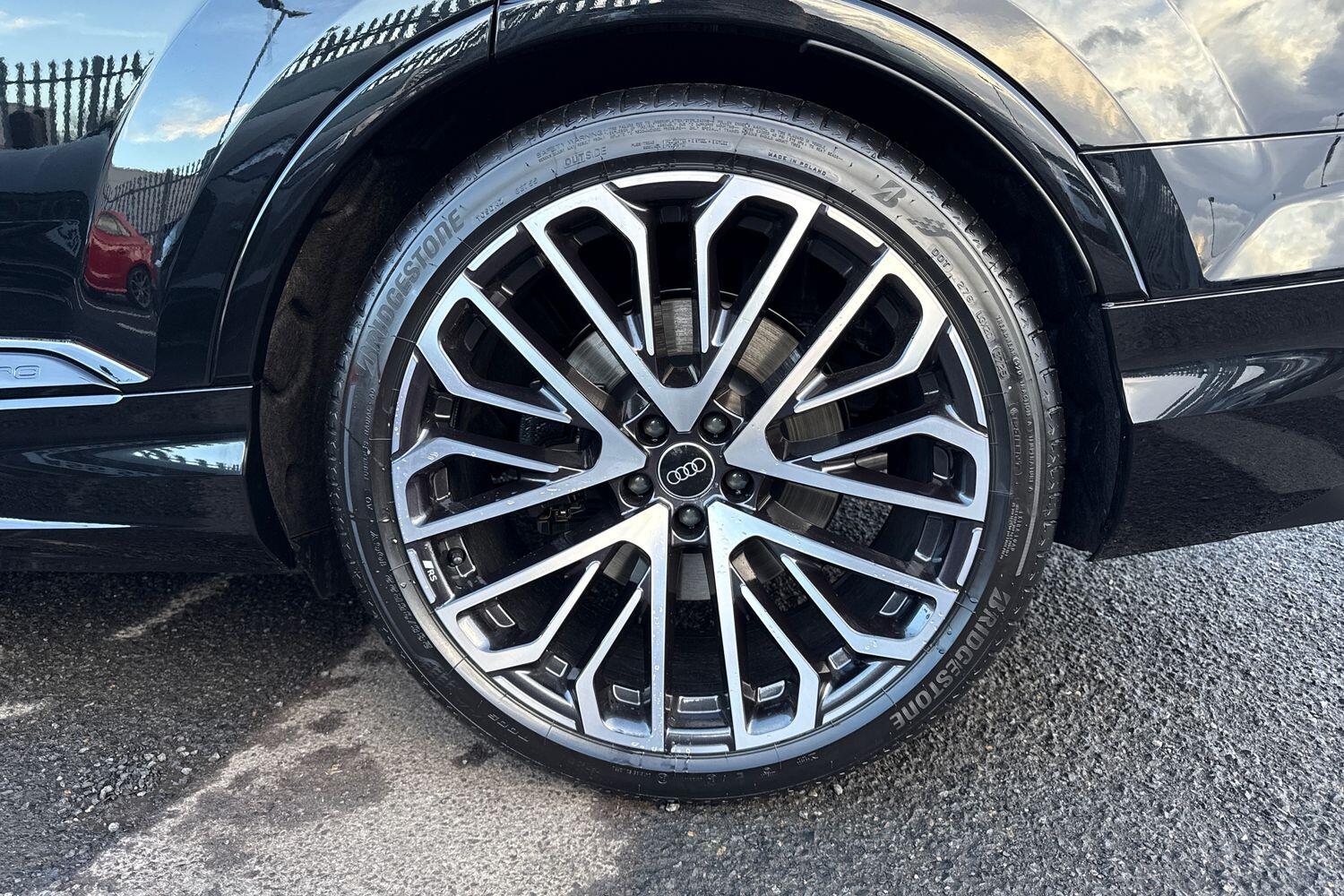 Used Audi SQ7 2025 for sale - 76968058: Photo 21