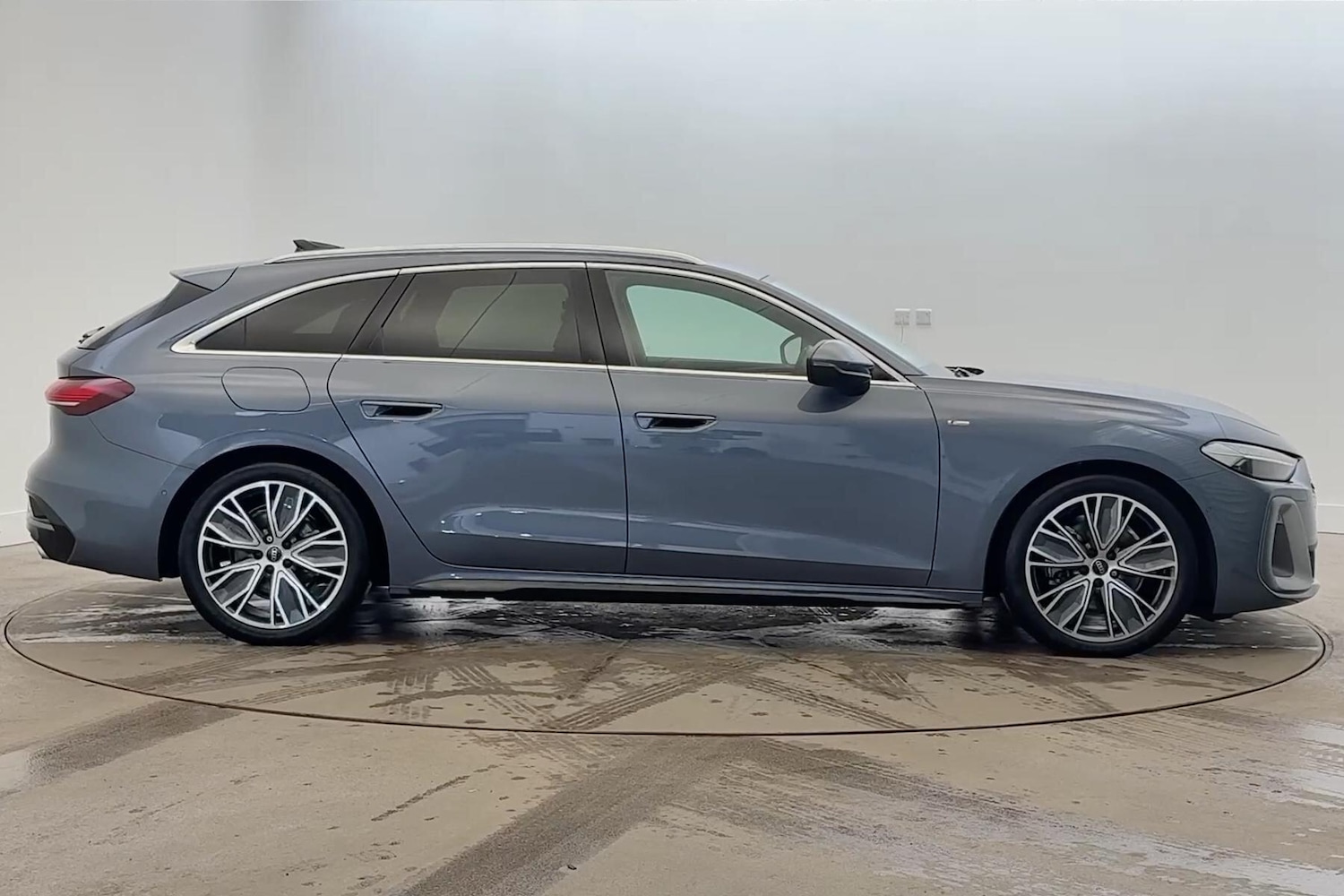 Used Audi A5 2025 for sale - 77161418: Photo 3