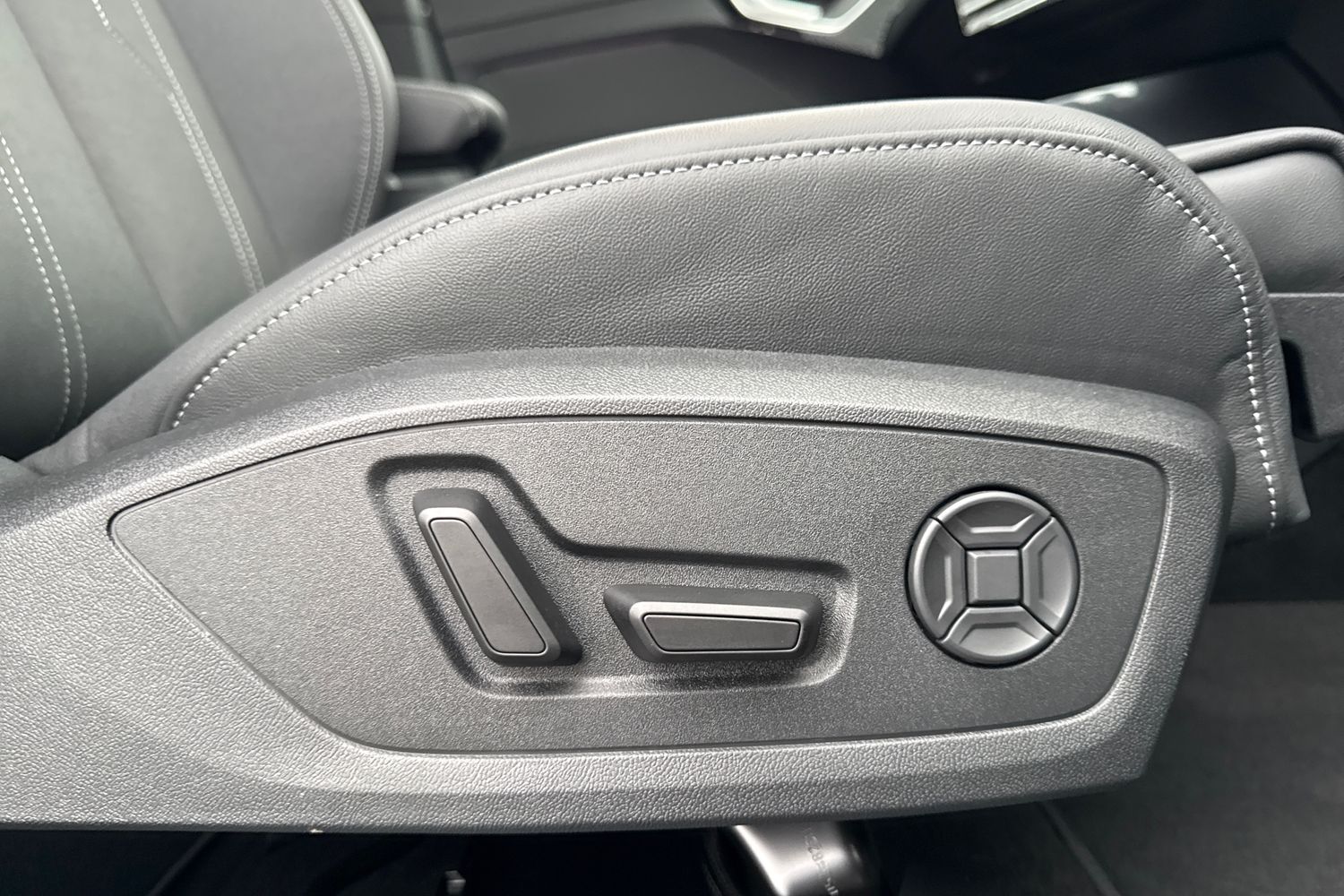 Used Audi Q4 e-tron 2026 for sale - 77355428: Photo 44