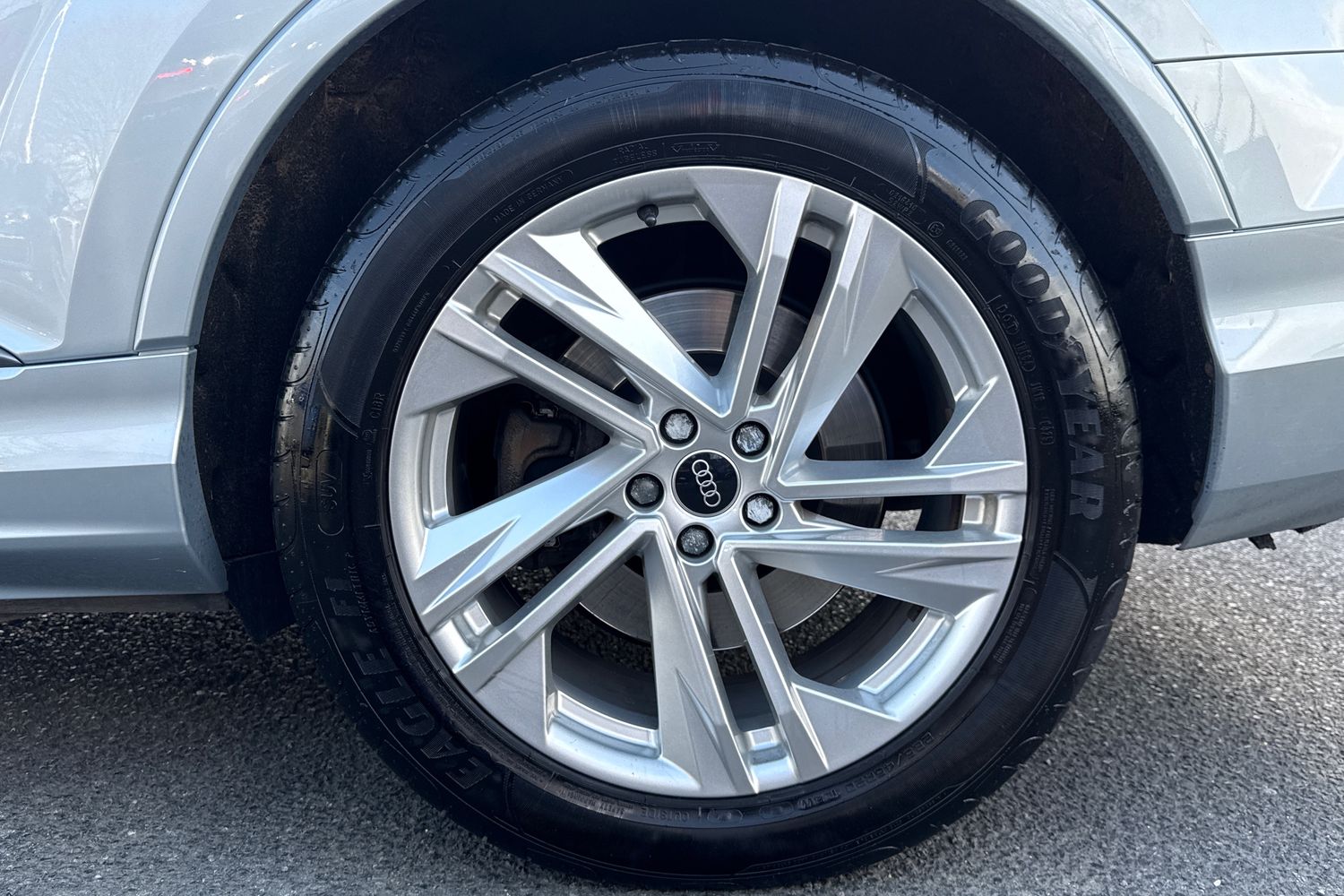 Used Audi Q7 2023 for sale - 78055870: Photo 11