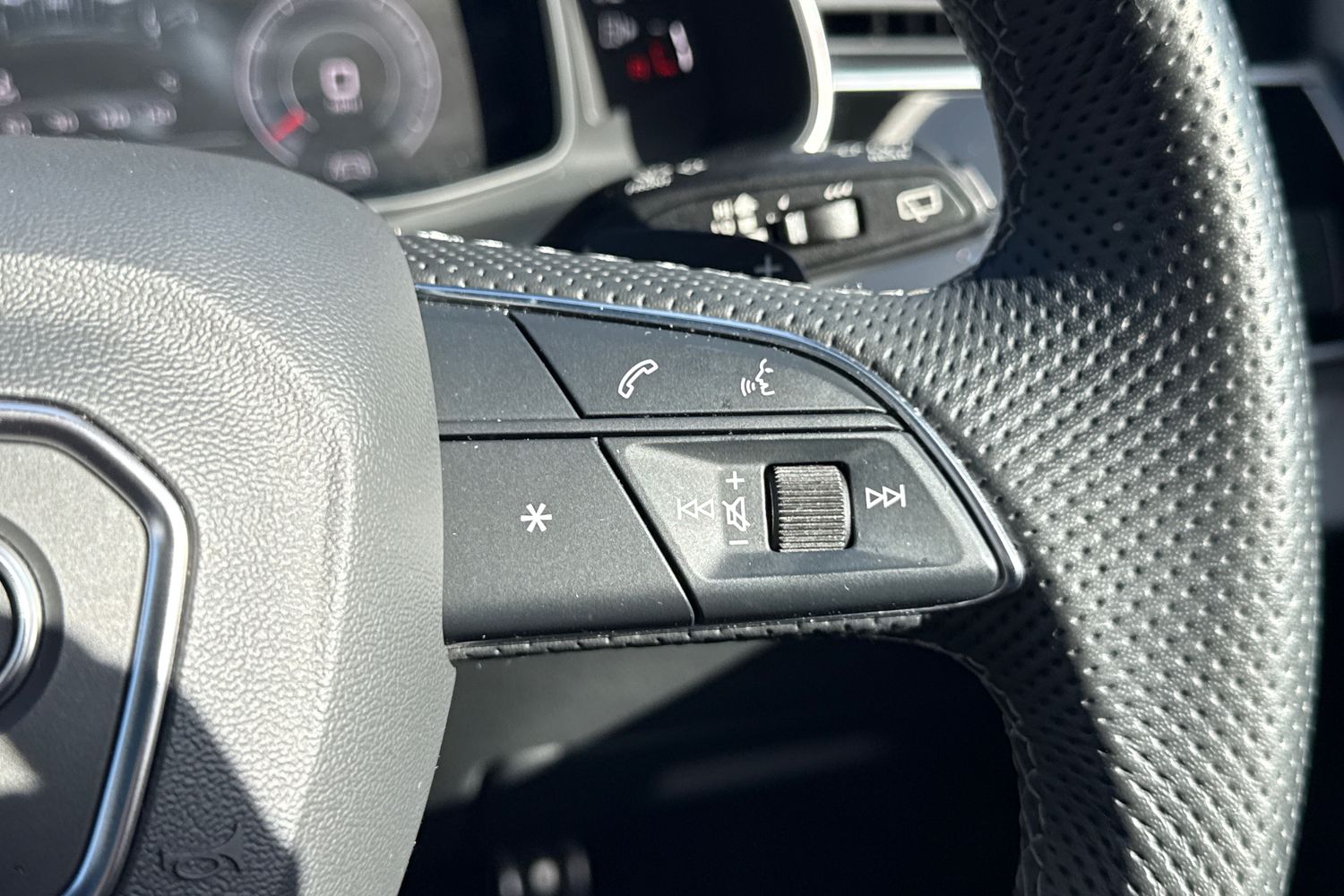 Used Audi Q7 2023 for sale - 78055870: Photo 53