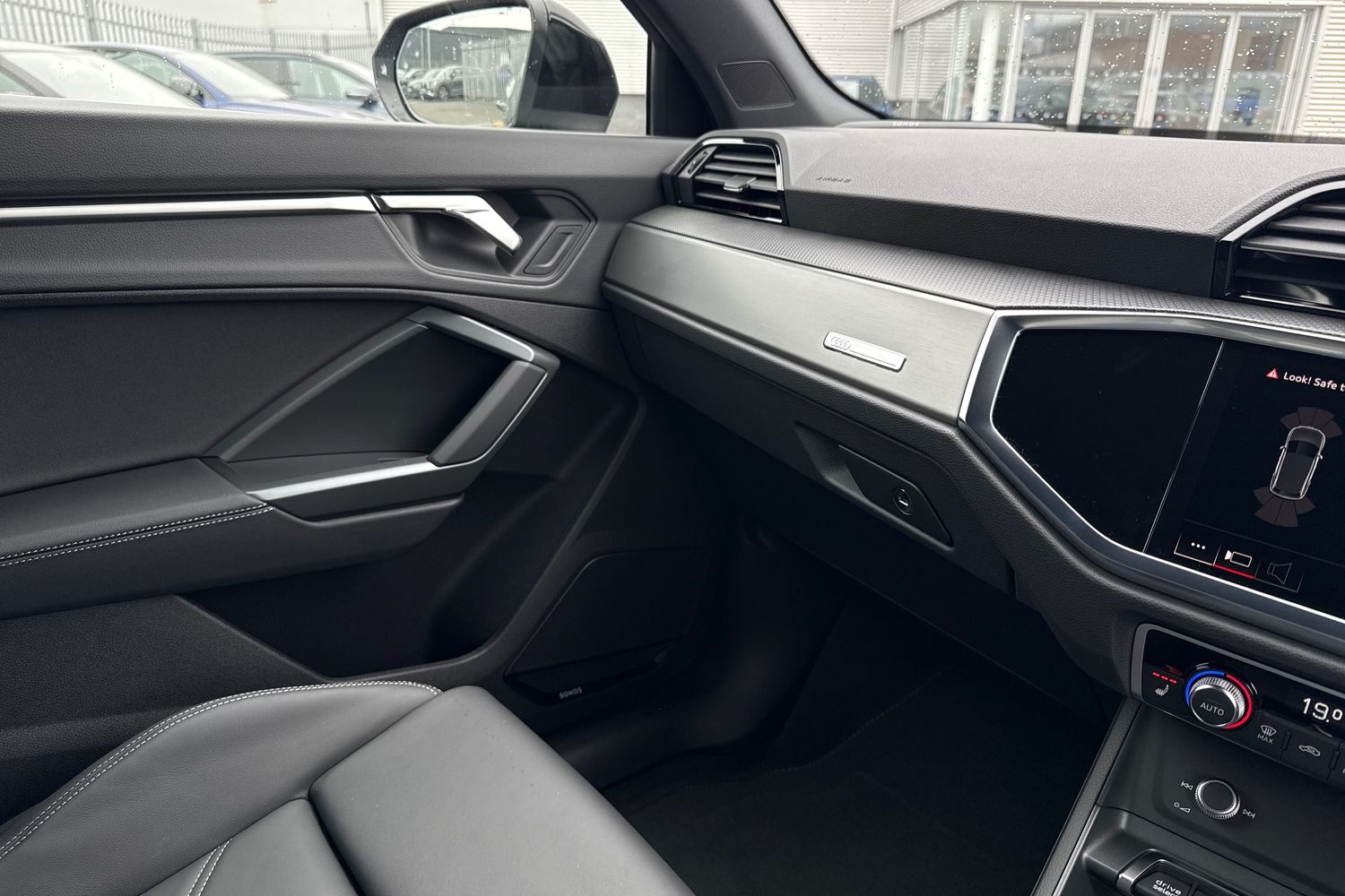 Used Audi Q3 2025 for sale - 76654369: Photo 19