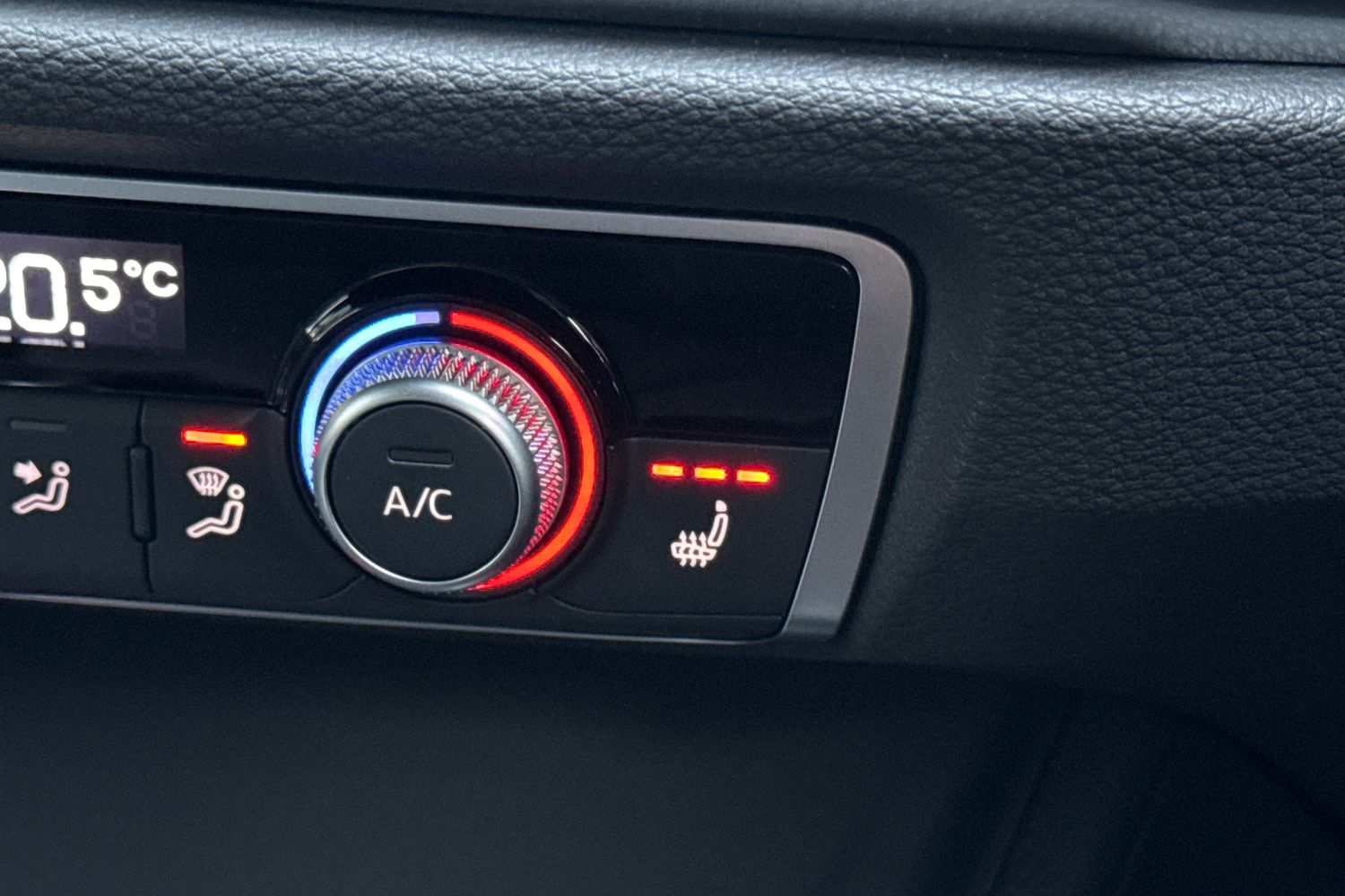 Used Audi Q3 2025 for sale - 77368334: Photo 61