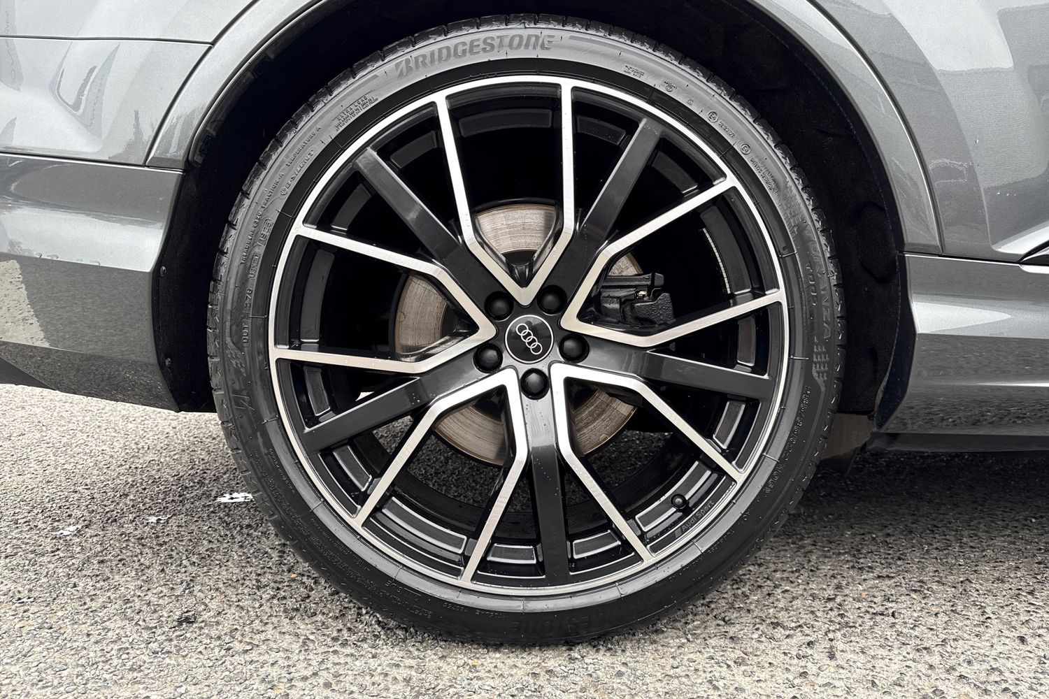 Used Audi SQ7 2025 for sale - 76274542: Photo 12