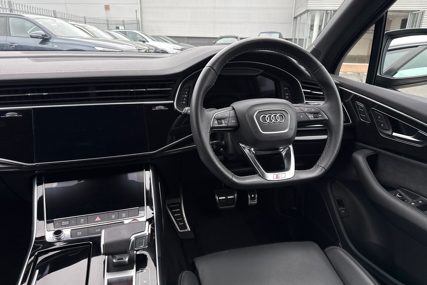 Used Audi SQ7 2025 for sale - 76274542: Photo 18