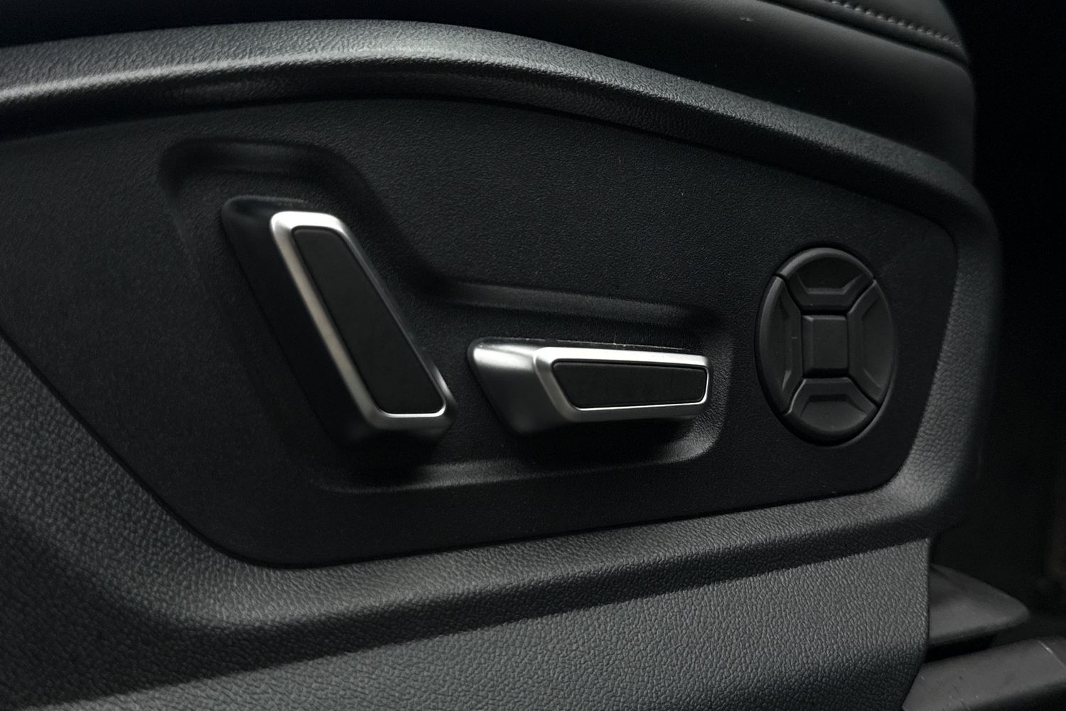 Used Audi SQ7 2025 for sale - 76274542: Photo 27