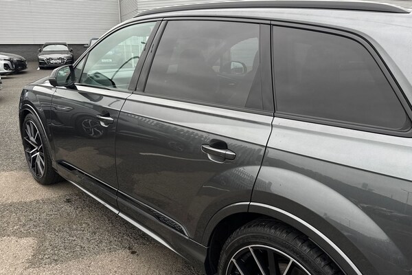 Used Audi SQ7 2025 for sale - 76274542: Photo 32
