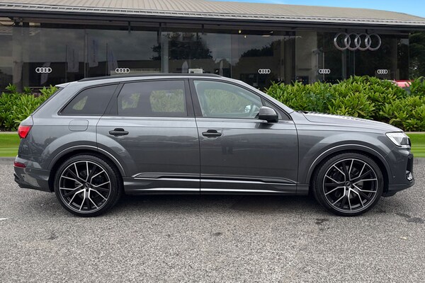 Used Audi SQ7 2025 for sale - 76274542: Photo 3