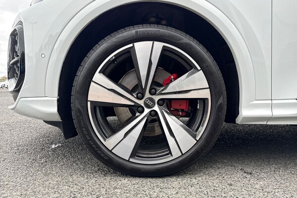 Used Audi Q5 2025 for sale - 76250634: Photo 9