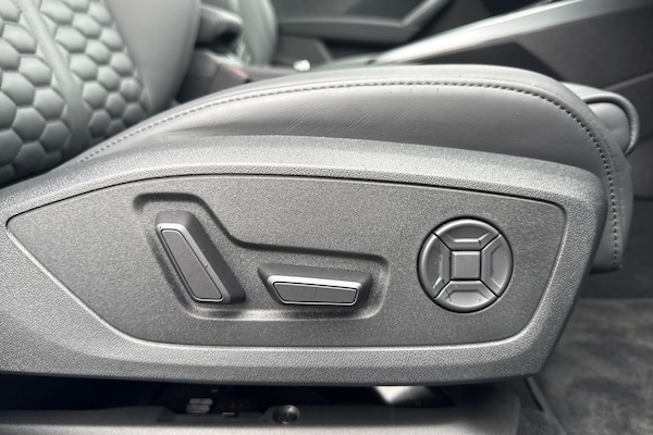 Used Audi RS3 2025 for sale - 76143746: Photo 43