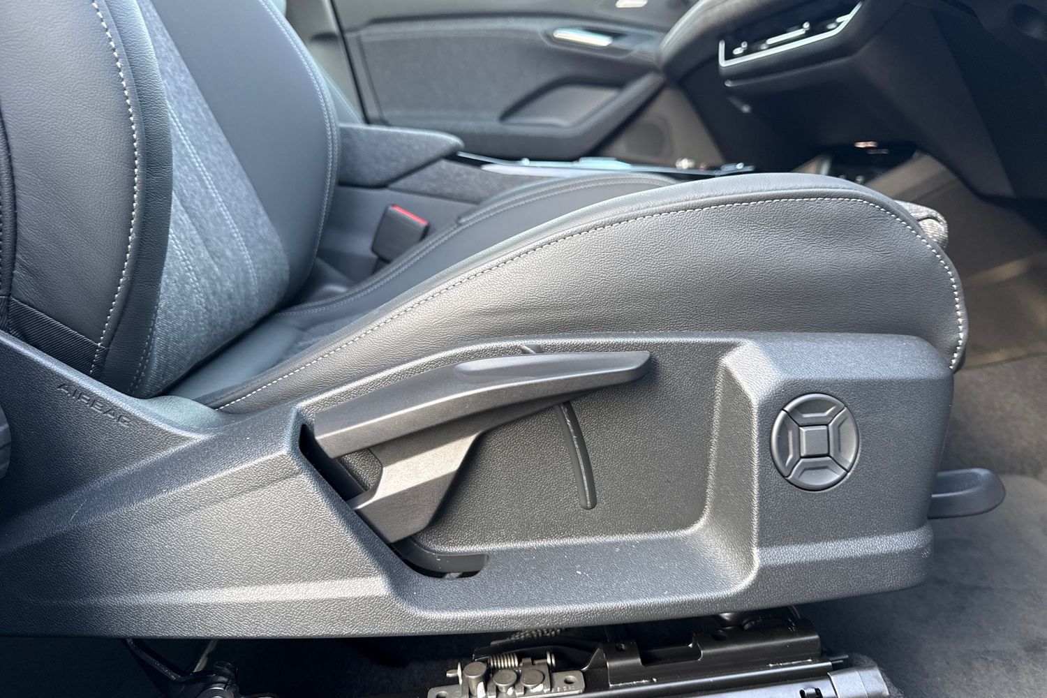 Used Audi Q6 e-tron 2026 for sale - 77805327: Photo 40