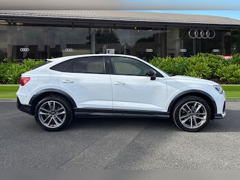 Used Audi Q3 2023 for sale - 77849354: Photo