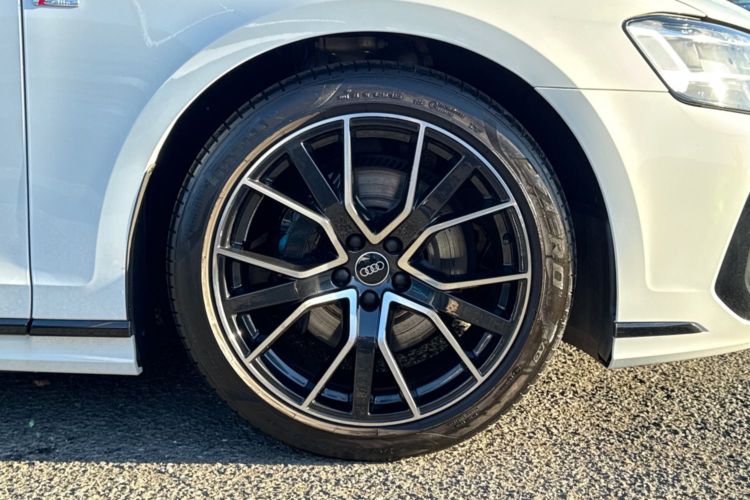 Used Audi A8 2023 for sale - 77582634: Photo 11