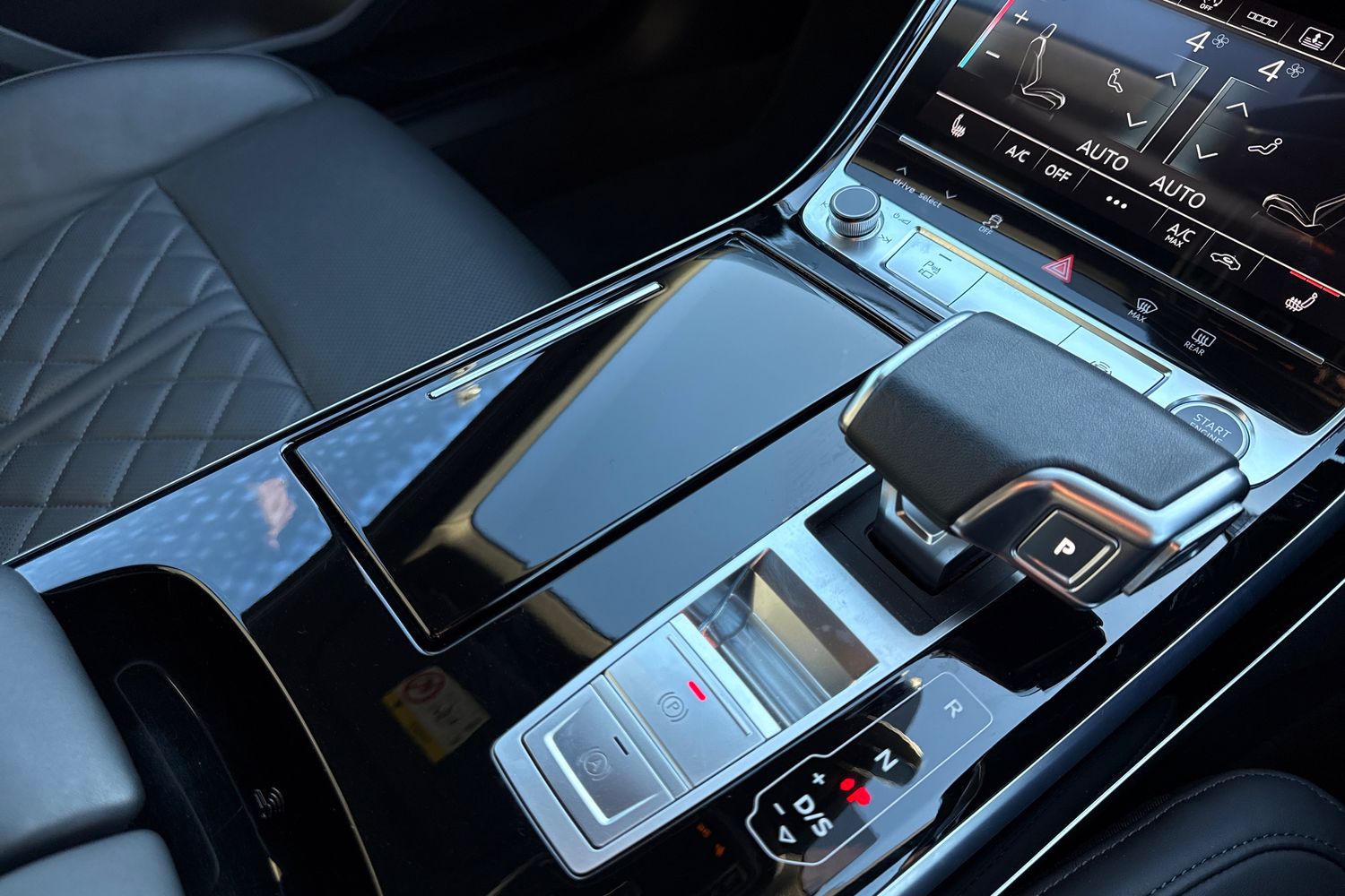 Used Audi A8 2023 for sale - 77582634: Photo 23