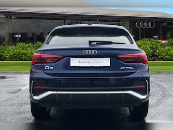 Used Audi Q3 2024 for sale - 77708633: Photo