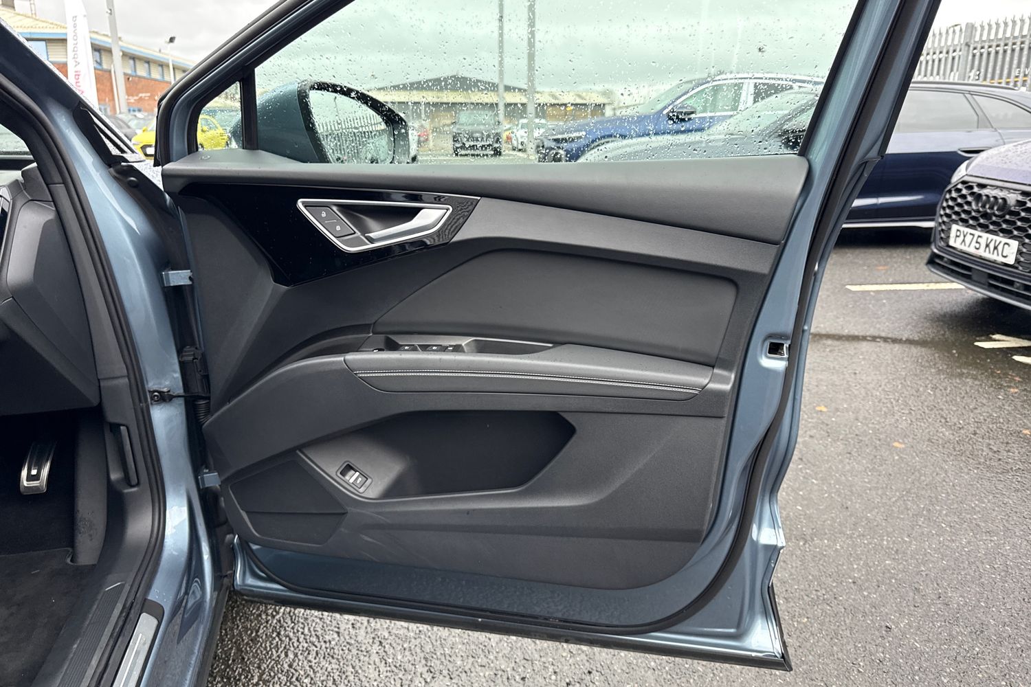 Used Audi Q4 e-tron 2024 for sale - 77368662: Photo 47