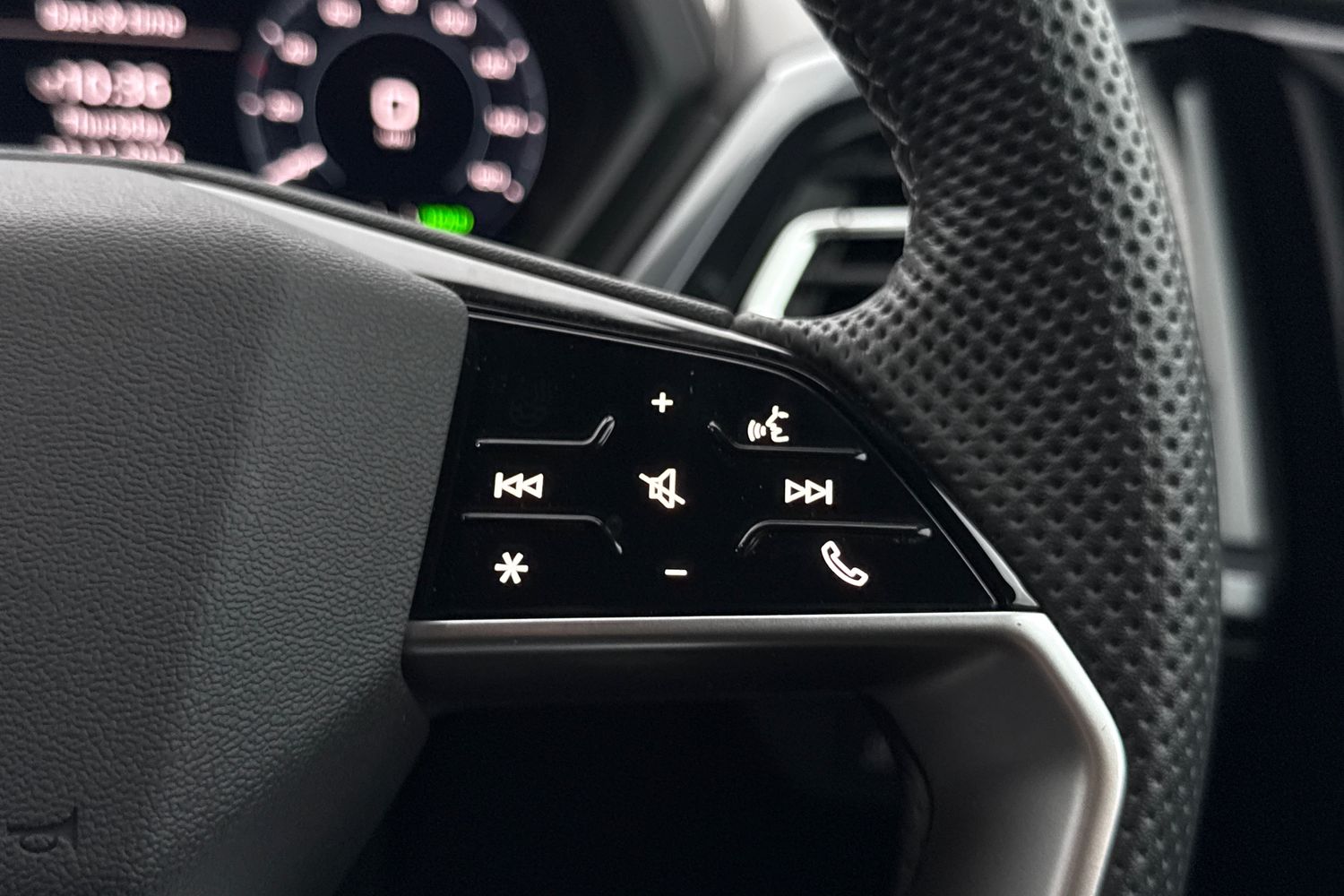 Used Audi Q4 e-tron 2024 for sale - 77368662: Photo 51