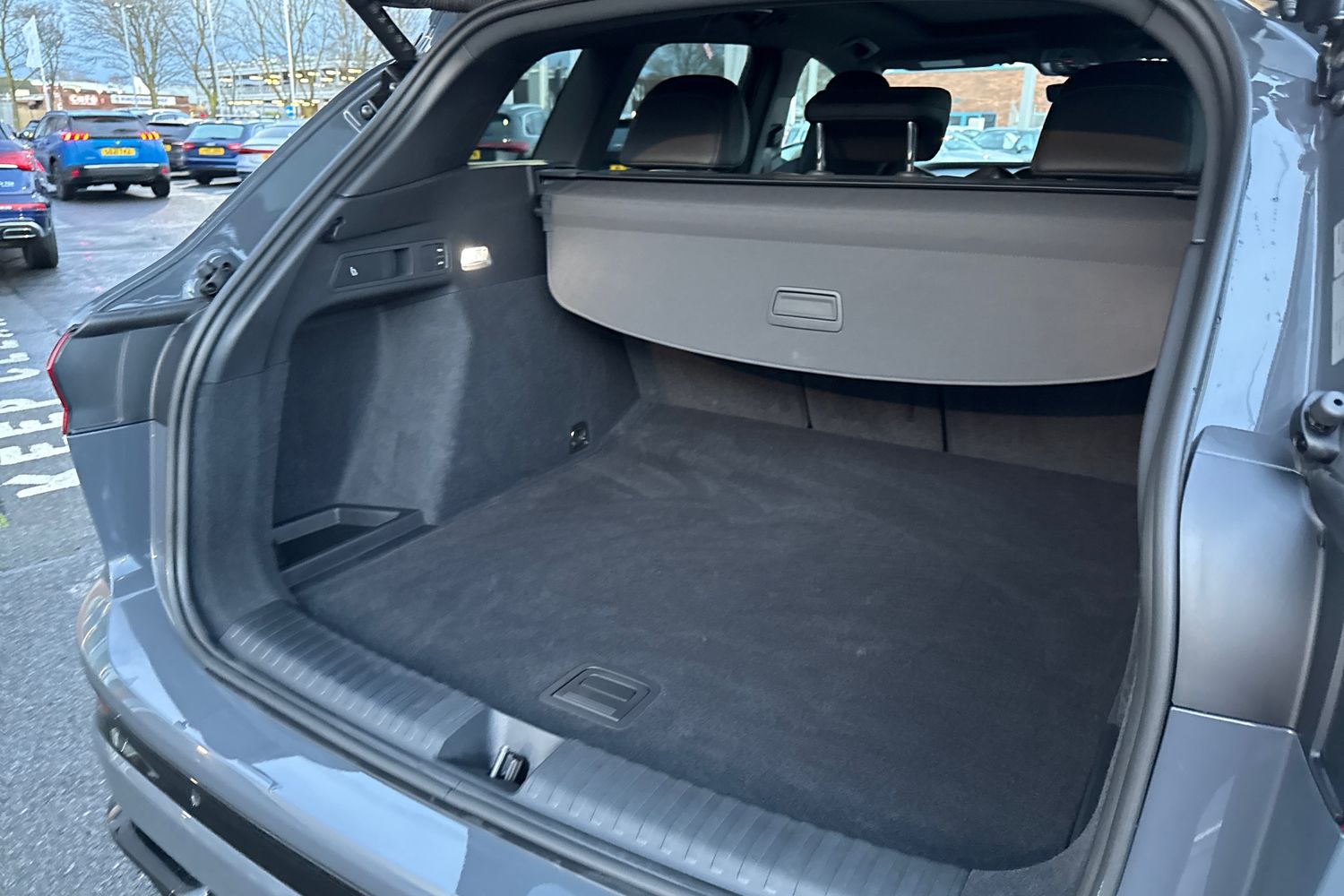 Used Audi Q6 e-tron 2024 for sale - 77368441: Photo 36