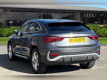 Used Audi Q3 2023 for sale - 76077470: Photo 2