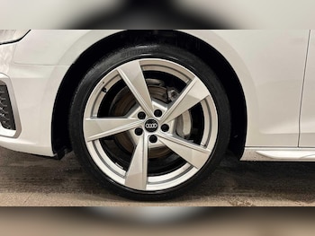 Used Audi A4 Avant 2024 for sale - 78367706: Photo