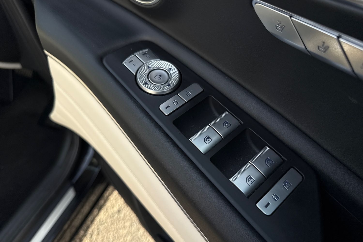 Used Genesis GV80 2023 for sale - 77773984: Photo 48