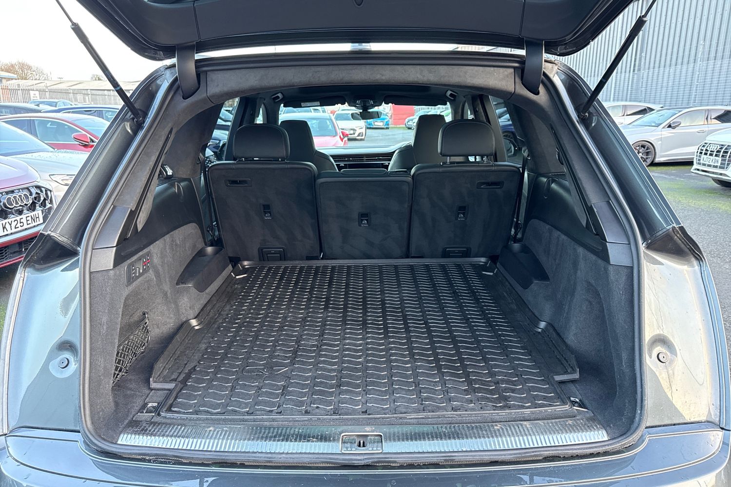 Used Audi Q7 2020 for sale - 77368458: Photo 9