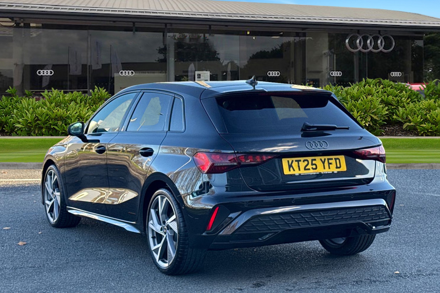 Used Audi A3 2025 for sale - 77368462: Photo 2