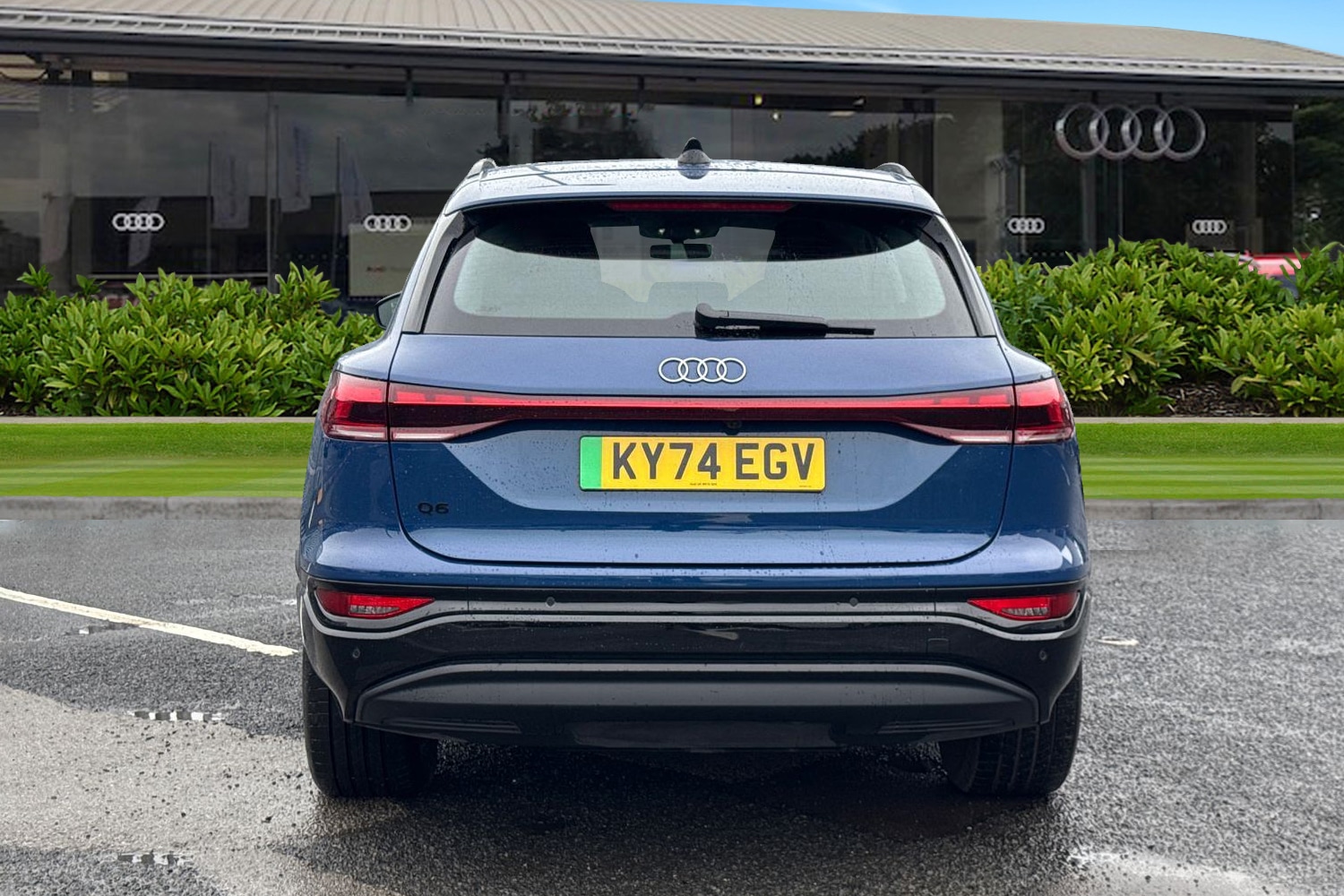 Used Audi Q6 e-tron 2024 for sale - 75970548: Photo 4