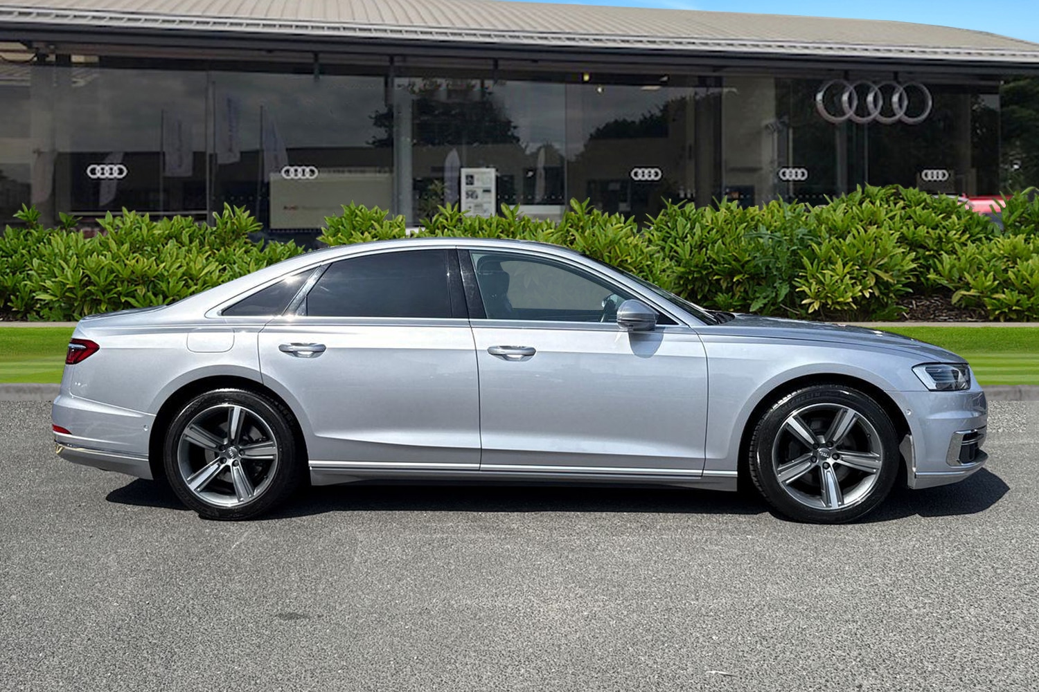 Used Audi A8 2018 for sale - 76090165: Photo 3