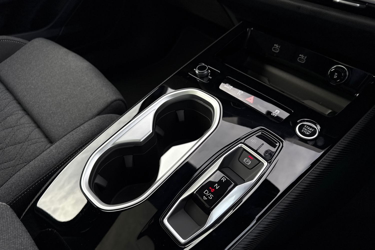 Used Audi A6 Saloon 2025 for sale - 76654219: Photo 22