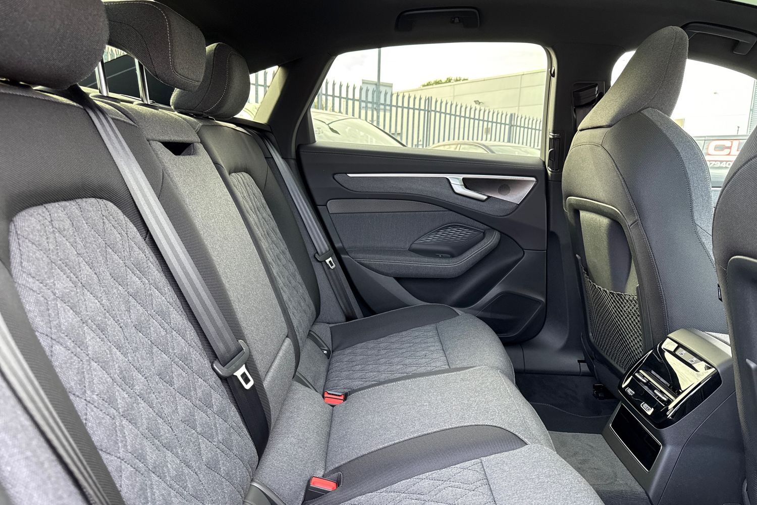 Used Audi A6 Saloon 2025 for sale - 76654219: Photo 38