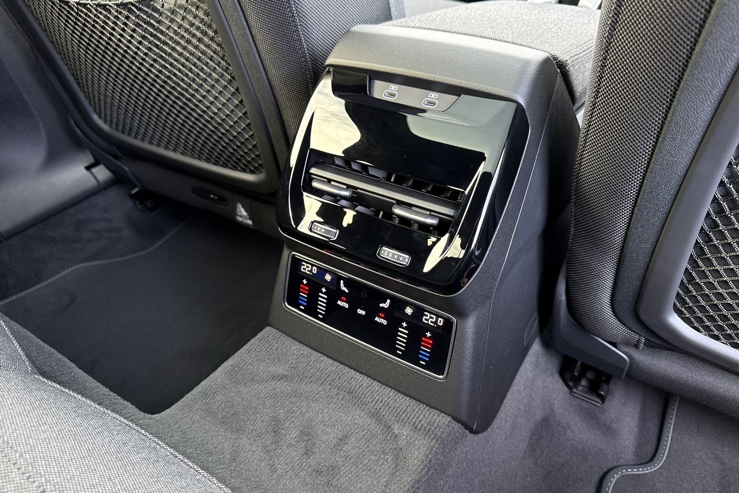 Used Audi A6 Saloon 2025 for sale - 76654219: Photo 42