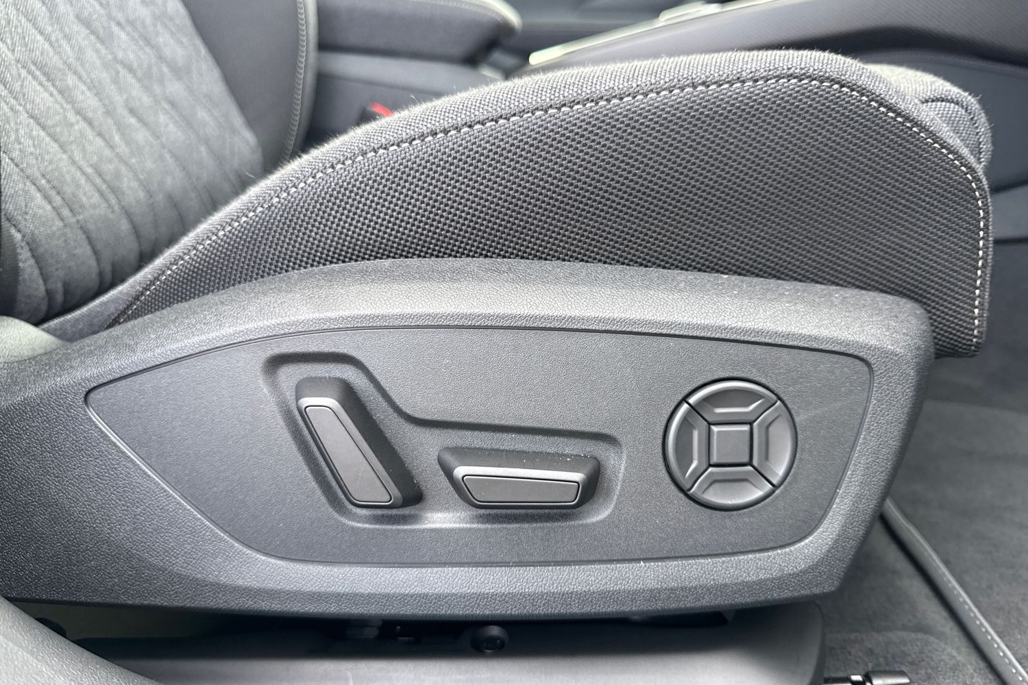 Used Audi A6 Saloon 2025 for sale - 76654219: Photo 45