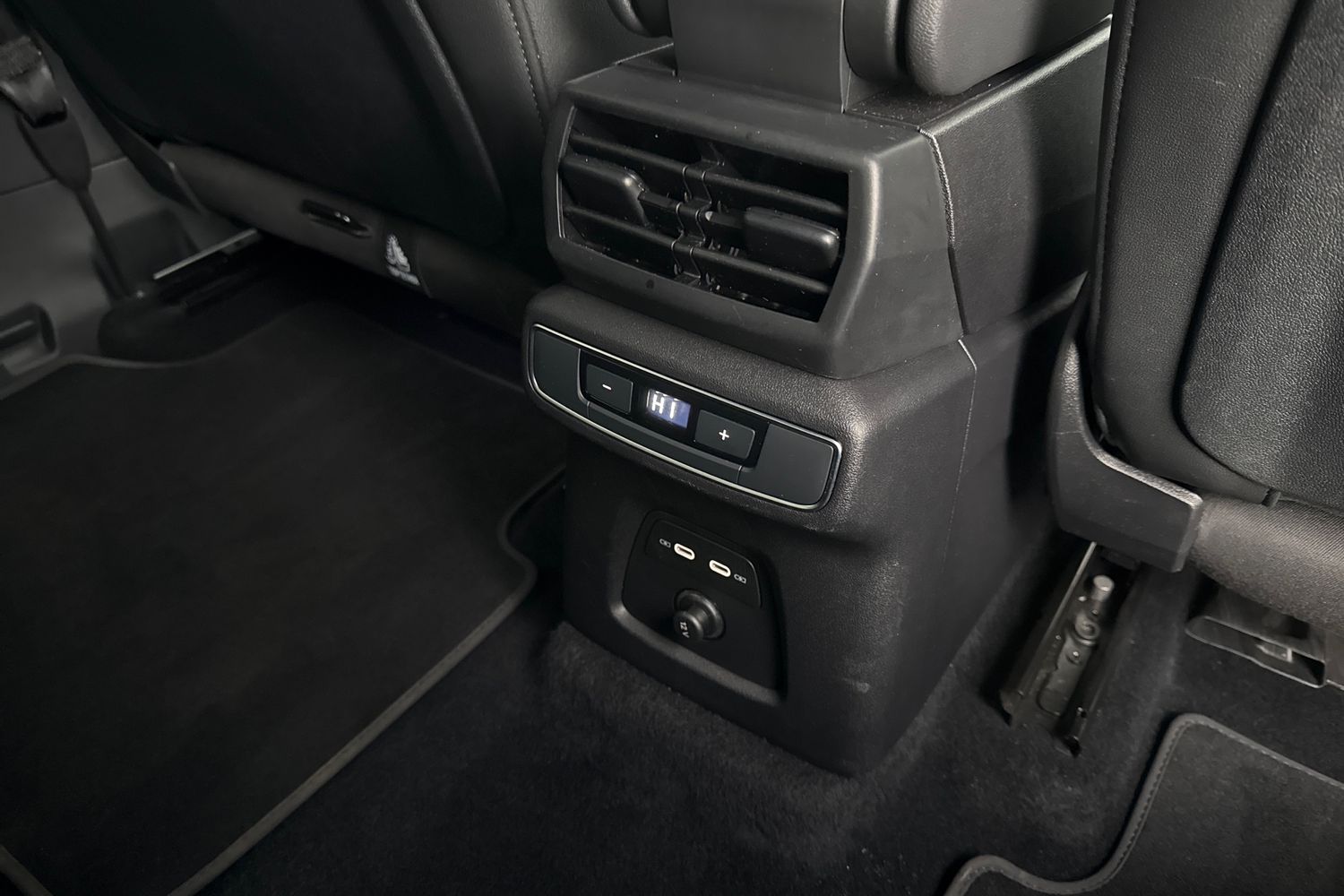 Used Audi Q4 e-tron 2024 for sale - 77236026: Photo 42