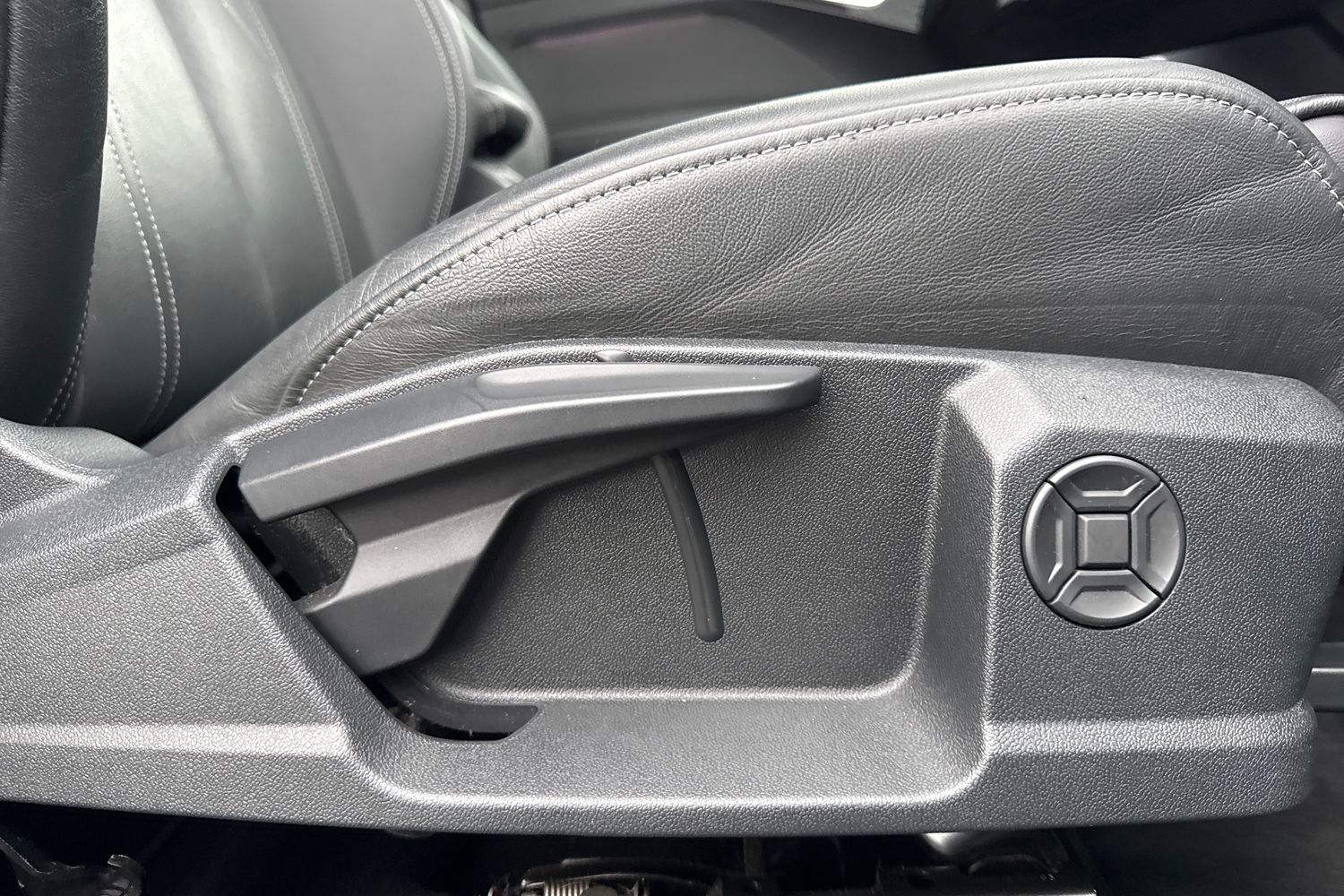 Used Audi Q4 e-tron 2024 for sale - 77236026: Photo 46